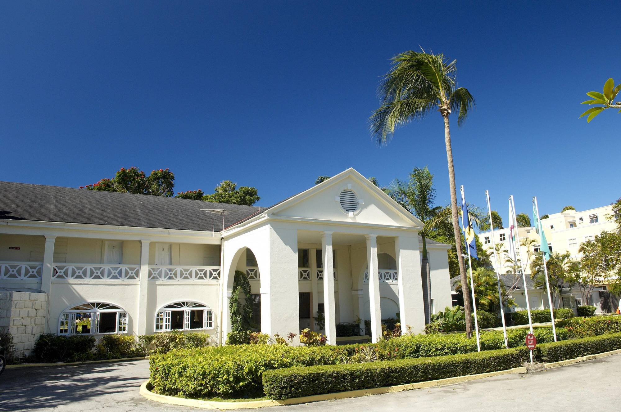 Starfish Discovery Bay Holetown Exterior foto