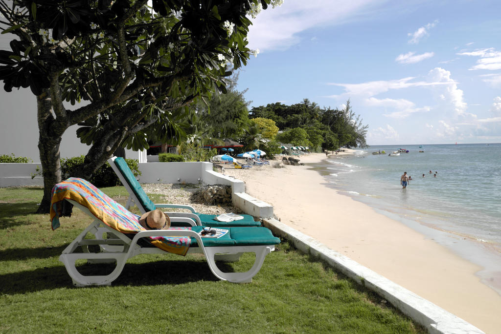 Starfish Discovery Bay Holetown Exterior foto